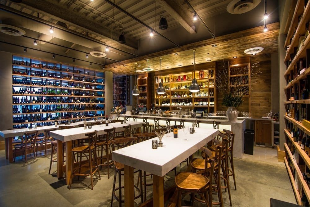 Wally's is the top choice beverage bar for those who love to drink and party to their heart's content.